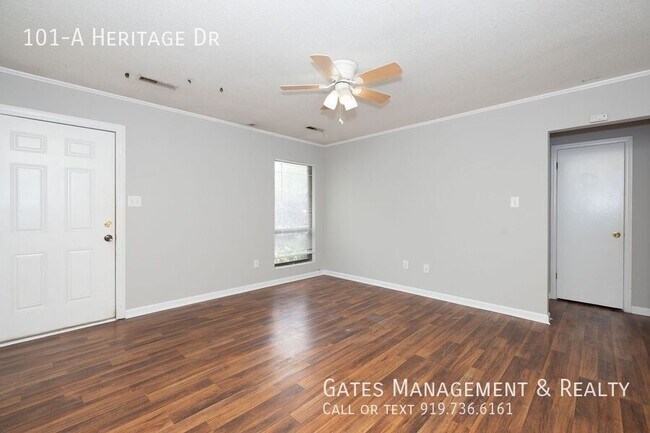 Foto del edificio - 101 Heritage Dr