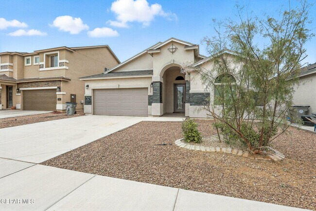 Foto del edificio - 12360 Desert Path Ct