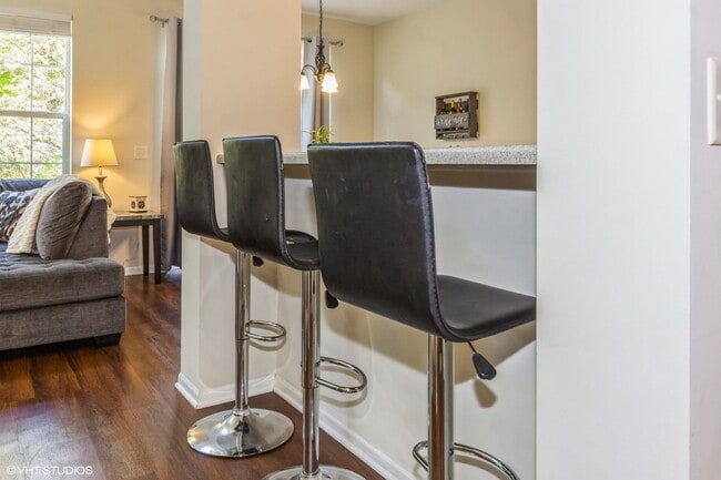 Foto del edificio - 24226 Walnut Cir