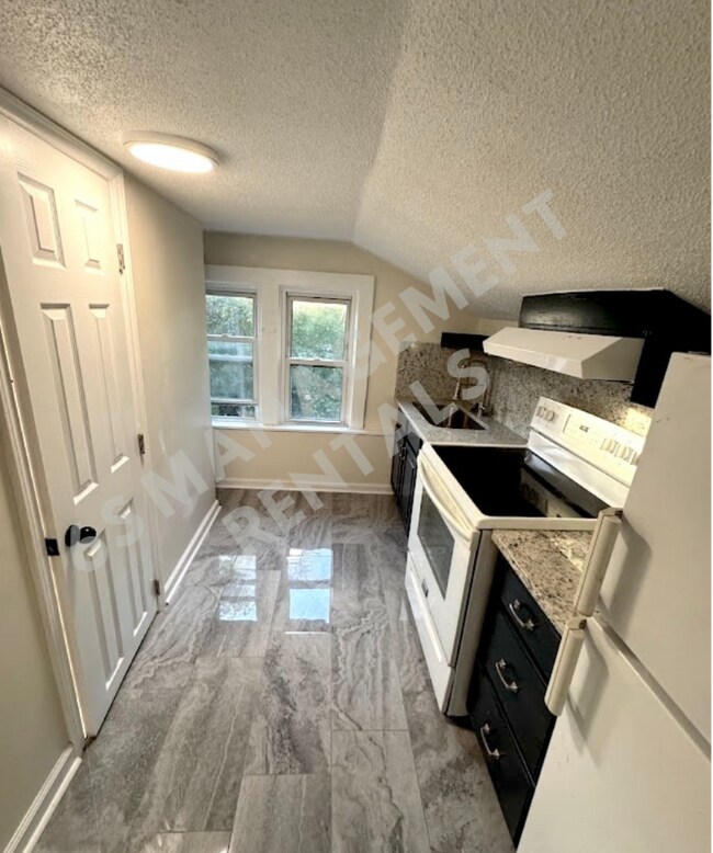 Foto del edificio - 1100 Harrison Ave