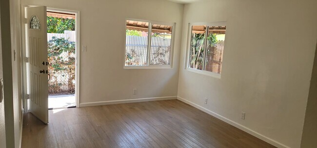 Living Room - 6838 Colmar Ave