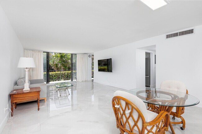 Foto del edificio - 3800 Washington Rd