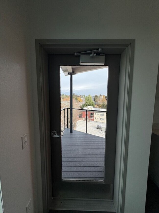 Interior Photo - Koz on Sandy