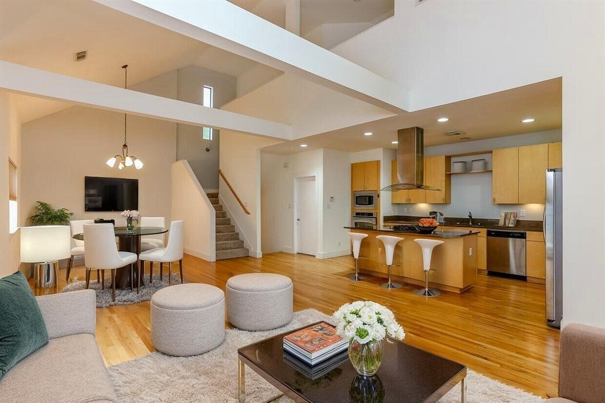 Foto principal - 4406 Koehler St