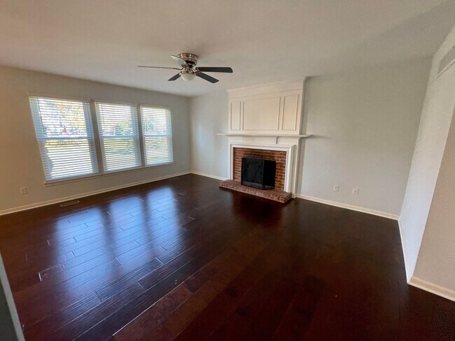 Building Photo - 17815 Huron Dr