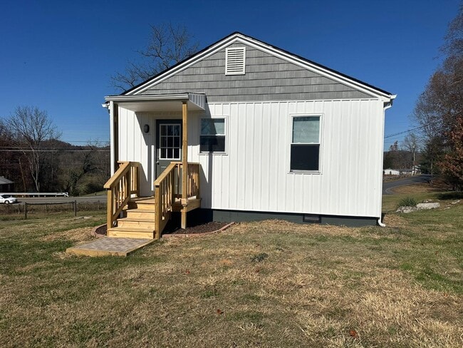 Building Photo - 1468 Bristol Caverns Hwy