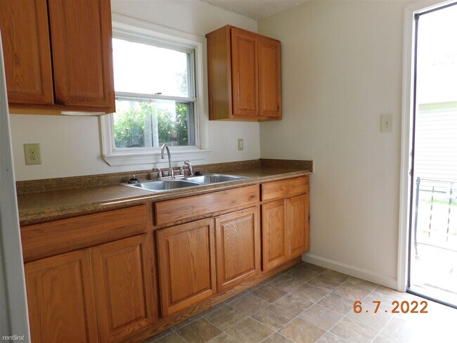 Building Photo - 2 br, 1 bath House - 414 Ashlawn Dr