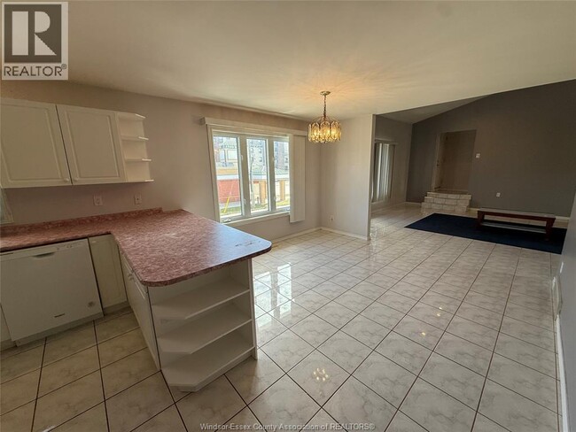 Building Photo - 11828 Tecumseh Rd E