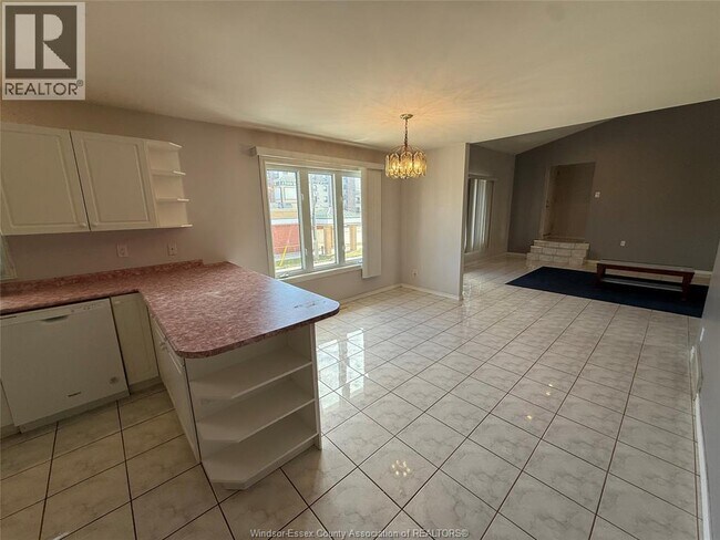 Photo du bâtiment - 11828 Tecumseh Rd E