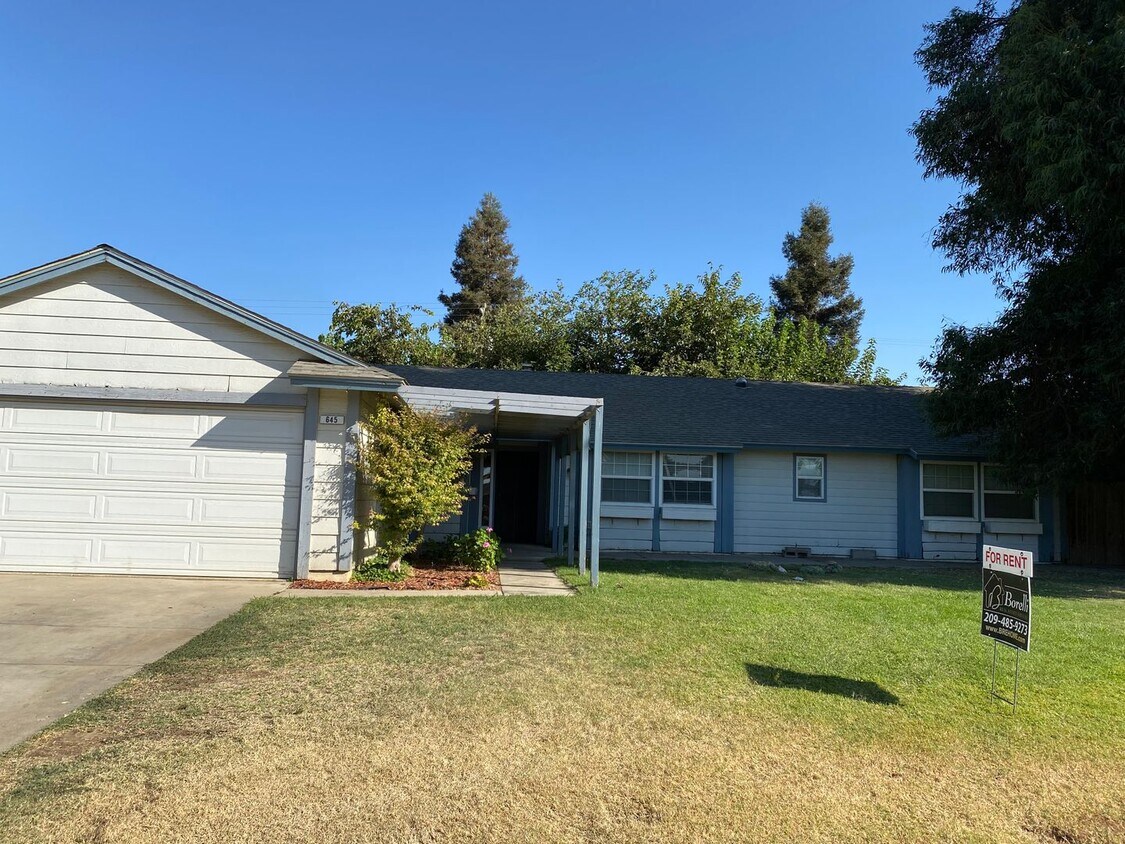 3 Bedroom 2 Bath Home - 3 Bedroom 2 Bath Home