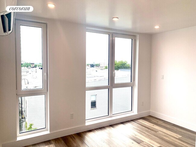 Foto del edificio - 198 Kingsland Ave