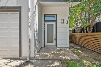 Building Photo - 2209 Thornton Rd
