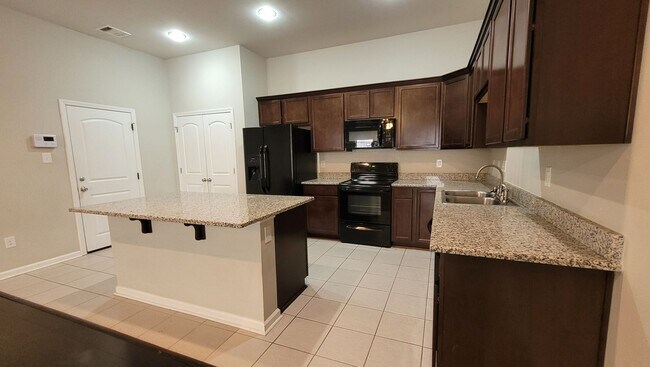 Building Photo - 3 bedroom for lease off Germany Rd