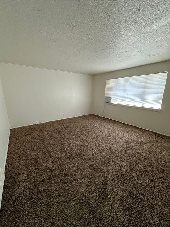 Photo - 259 E 5900 S Apartment