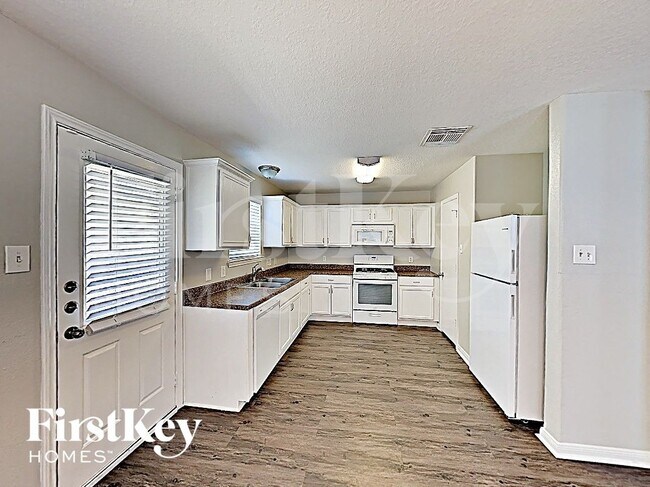 Foto del edificio - 1438 Rocky Glen Ln