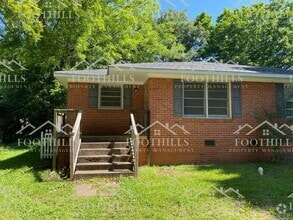 Building Photo - 418 W Fredericks St
