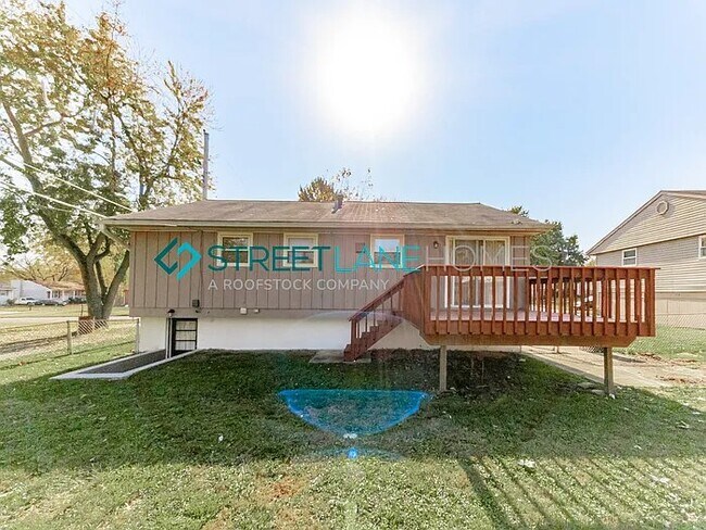 Building Photo - 1309 Cabrillo Dr