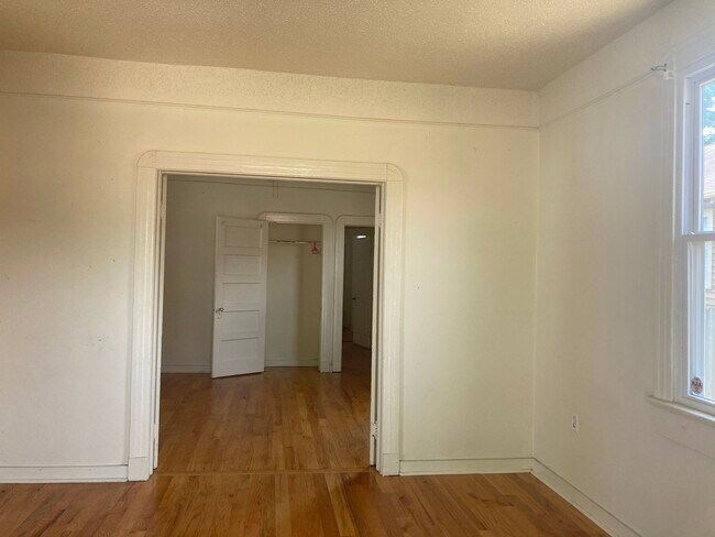 habitación principal/sala de estar - 3511 Frenchmen St