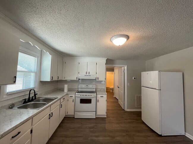 Foto del edificio - Charming 1BR/1BA Duplex with all the Upgrades!