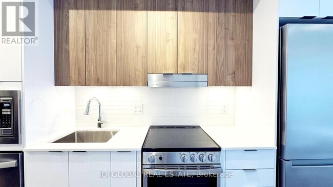 Photo du bâtiment - 5105 Hurontario St