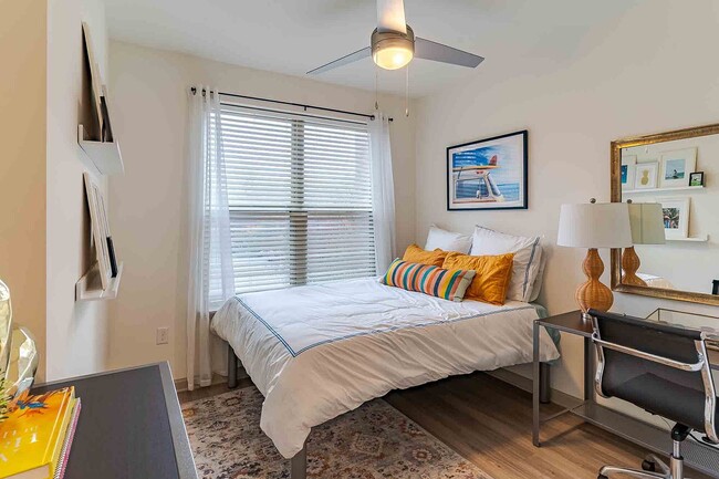Signature-1505-Apartments-Near-NC-State-Private-Bedroom - Signature 1505