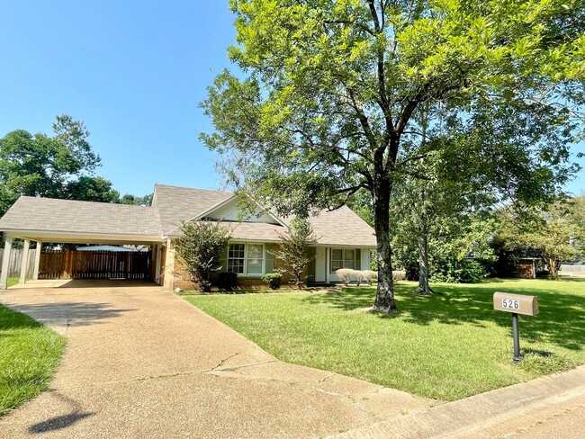 Photo - 3/2 for Rent in Flowood! House