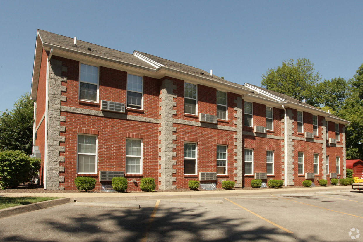 Primary Photo - Serenity Court Apartments