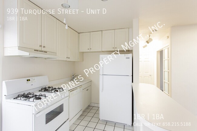 Building Photo - Awesome One Bedroom Bungalow in PB with Pa...