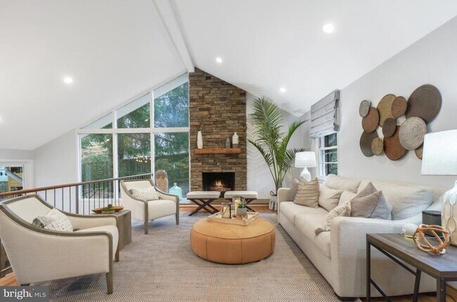 Foto del edificio - 7312 Burdette Ct
