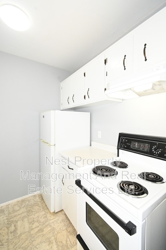 Building Photo - 4280 Quentin Ave