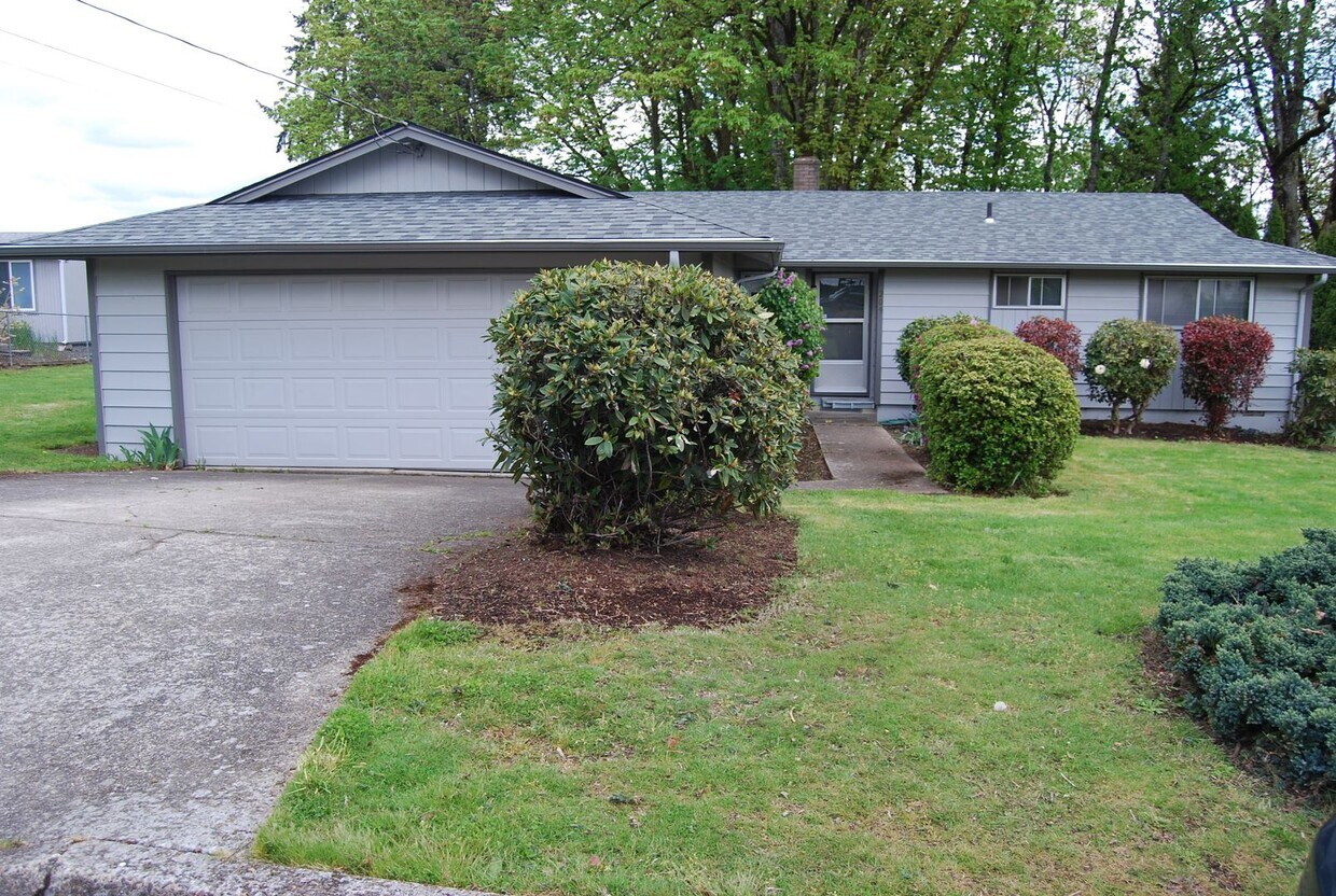 209 NW Alpine St, Dundee, OR 97115 House Rental in Dundee, OR