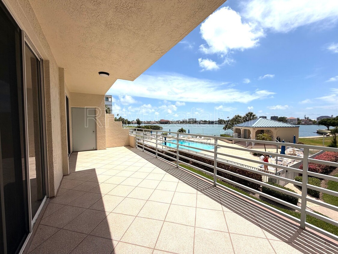 Photo - 7902 Sailboat Key Boulevard South