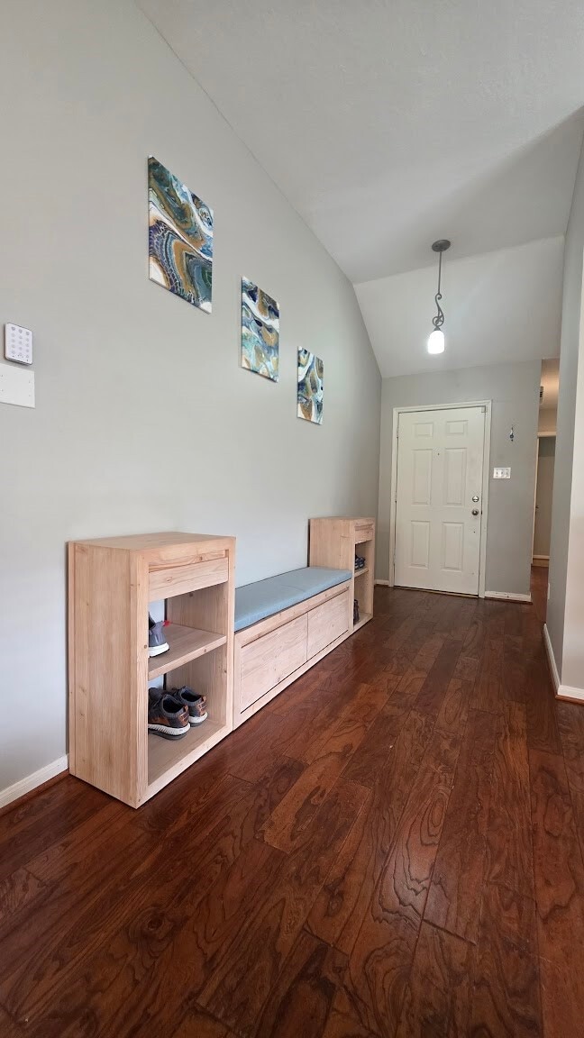 Foto del edificio - 7207 Brockington Dr