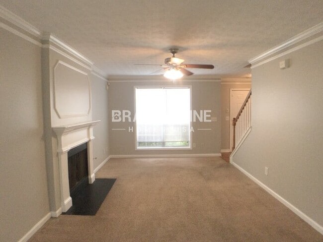 Building Photo - 1559 Ashford Ct
