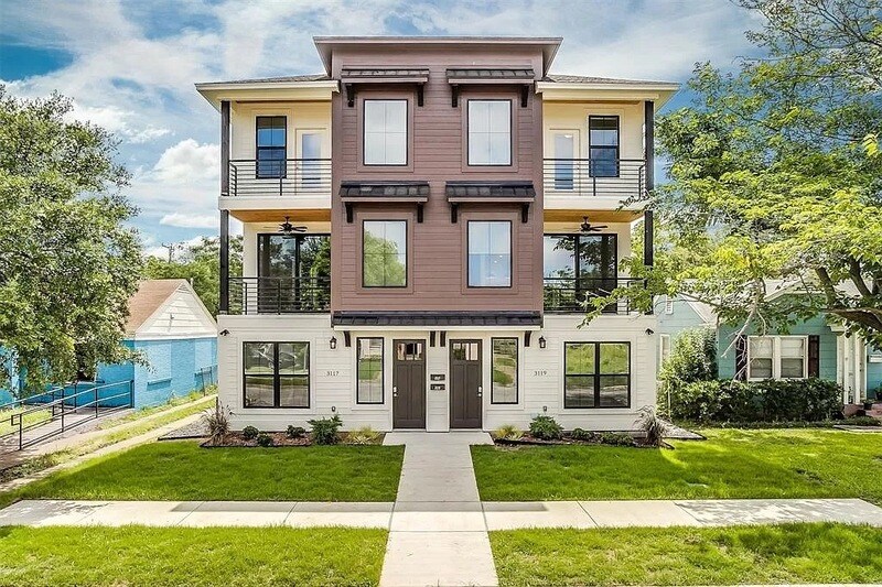 Photo - 2305 Benbrook Boulevard