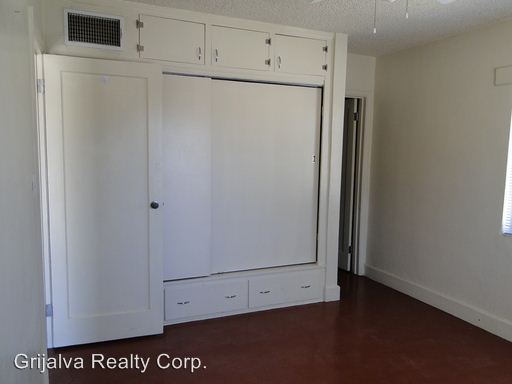 Foto del edificio - 3615 E Bellevue St