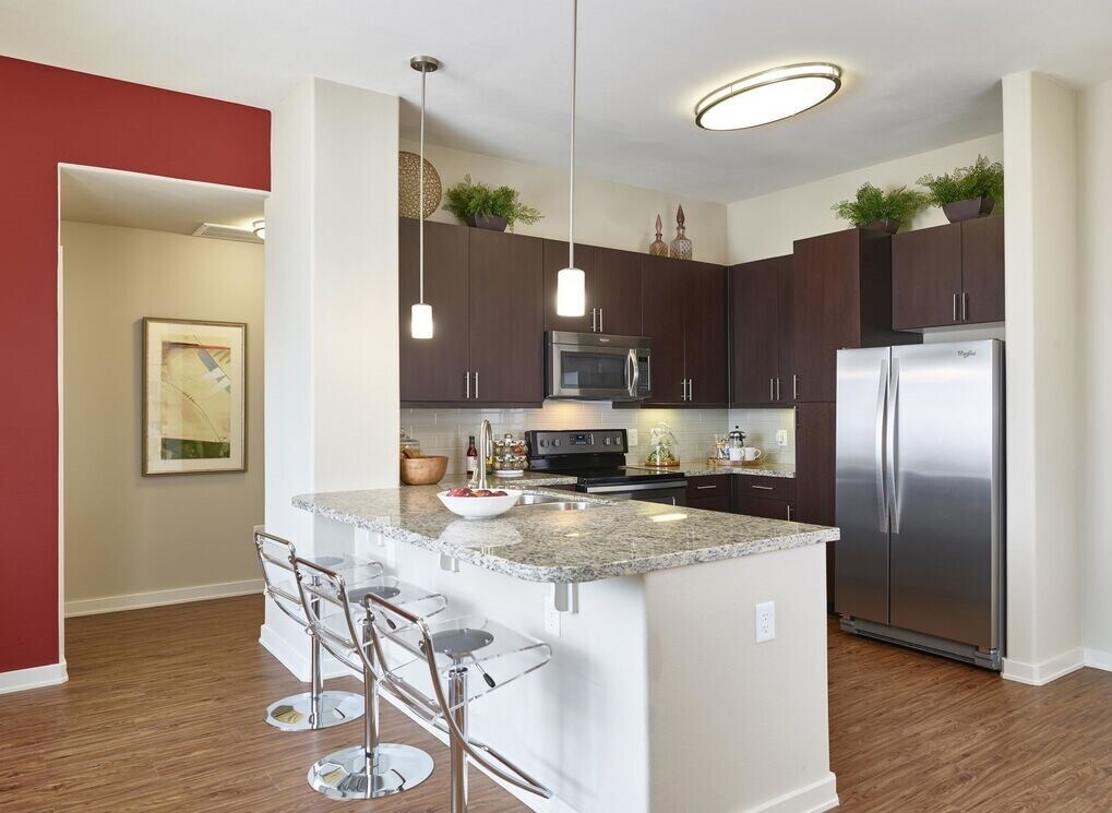 Foto principal - 807 S Post Oak Ln