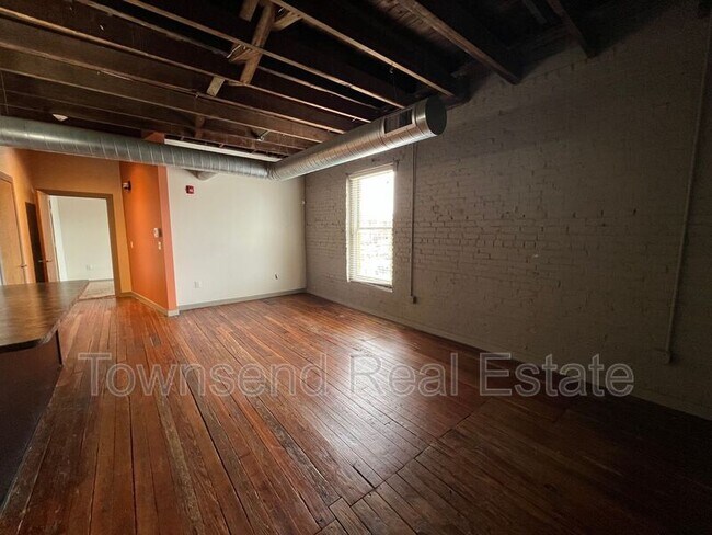 Foto del edificio - 159 Maxwell St