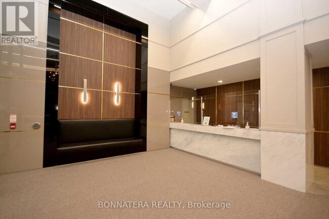 Building Photo - 4085 Parkside Village Dr