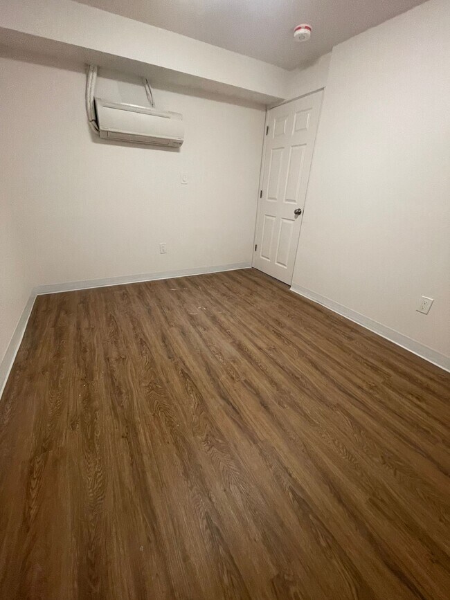 Foto del edificio - 2946 Ogden Ave