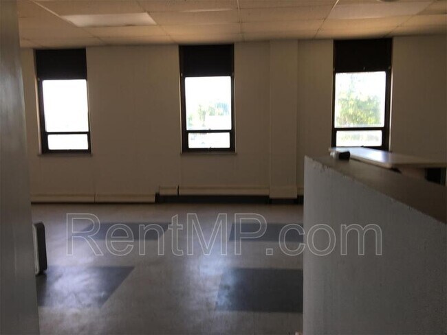 Building Photo - 2400 East Campus Dr