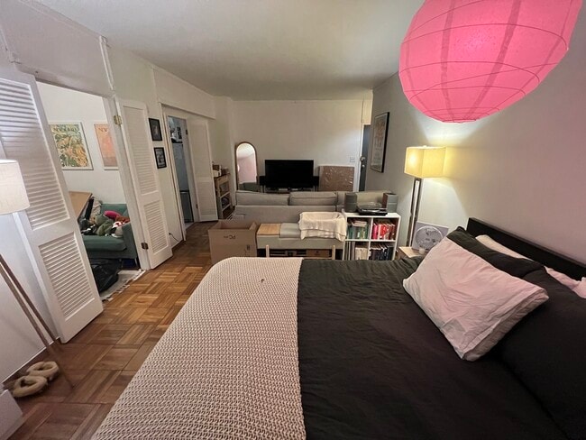 Building Photo - 1711 Massachusetts Ave NW