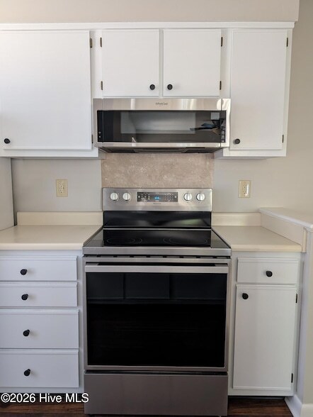 Building Photo - 1203 Wilshire Cir