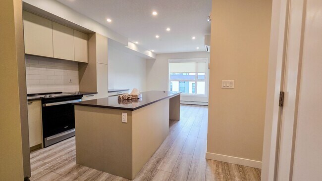 Photo du bâtiment - 4160 Norford Ave NW