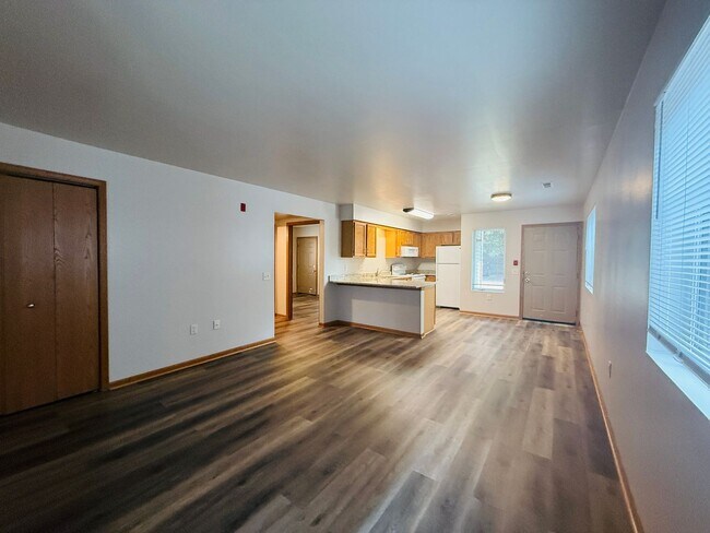 Foto del edificio - 3320 Milwaukee St