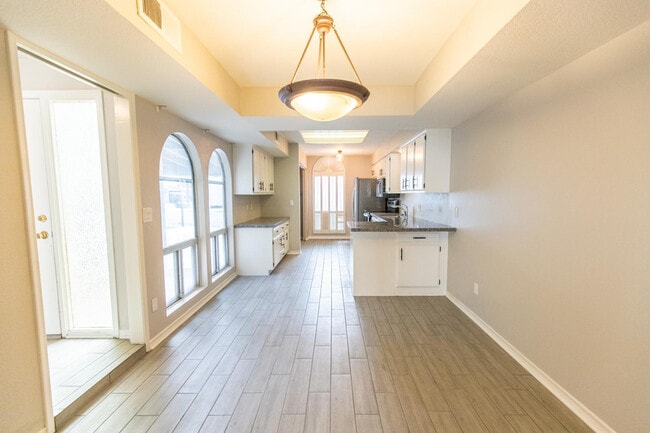 Foto del edificio - 2908 E Avenida Olivos