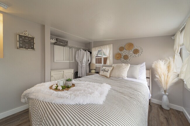 Foto del edificio - 1044 Ouray Ave
