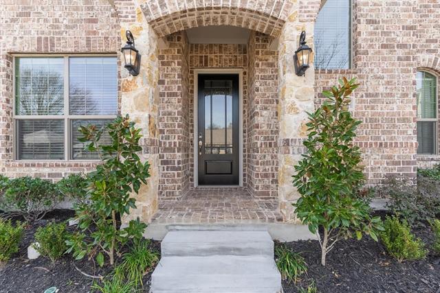 Building Photo - 2225 Apex Dr