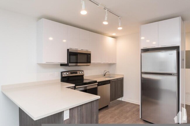 Foto del edificio - 1 bedroom in Chicago IL 60640