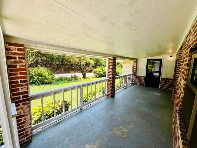 Building Photo - 1595 Morrisville Rd